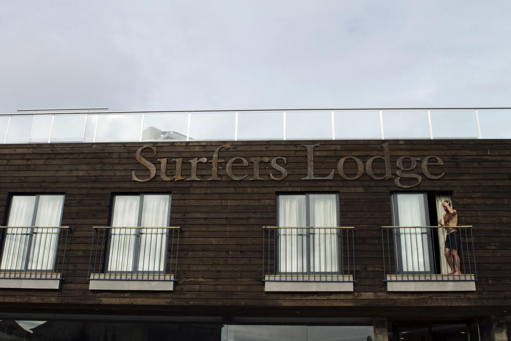 Surfers Lodge Пениши Экстерьер фото